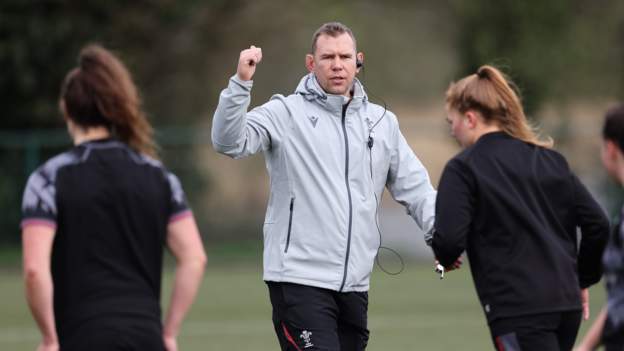 Cunningham fears Wales will be 'left behind again'