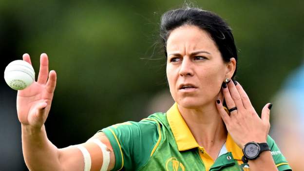 South Africa give Marizanne Kapp leave after wife Dane van Niekerk left out of T20 World Cup squad