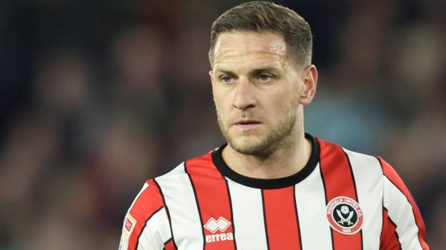 Hull set to sign ex-Blades striker Sharp
