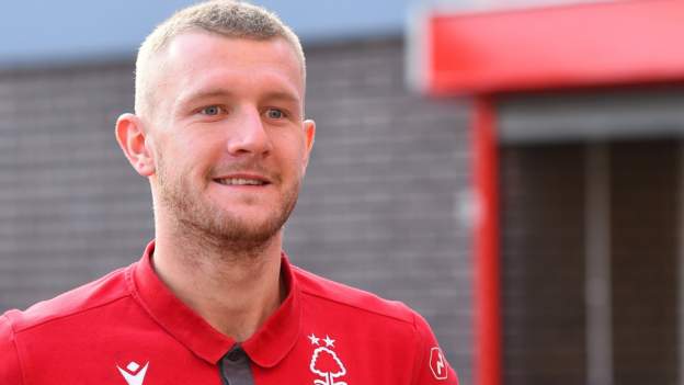 Joe Worrall: Nottingham Forest defender signs two-year extension - BBC ...