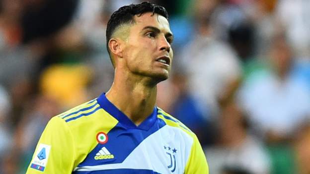 Cristiano Ronaldo: Juventus boss Massimiliano Allegri says forward no longer pla..