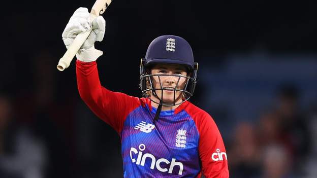 Tammy Beaumont: England batter named women's T20 international cricketer of the year