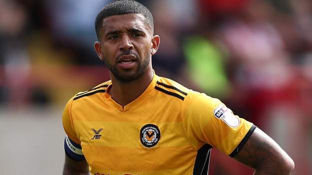 Joss Labadie: Newport County skipper in new contract talks - BBC Sport