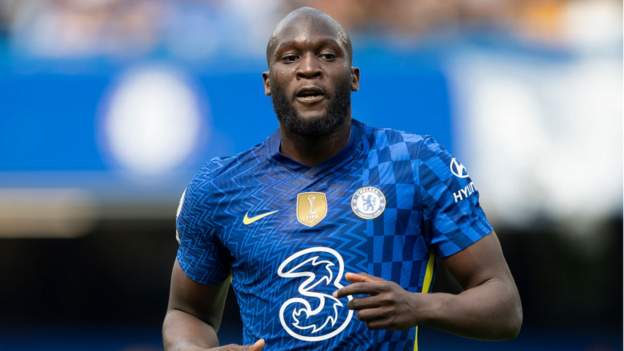 Romelu Lukaku: Roma hold talks with Chelsea over loan deal for Belgium striker