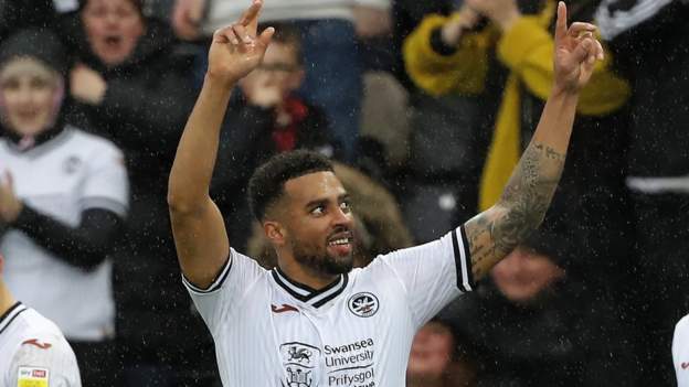 Swansea City 3-1 Bristol City: Swans fight back to beat Robins