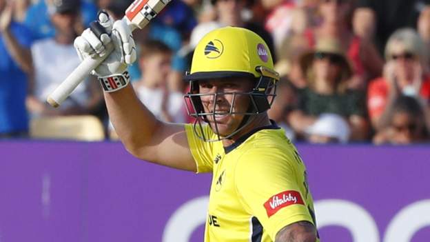 T20 Blast Finals Day: Hampshire beat Lancashire in double final-ball thriller to win for third time