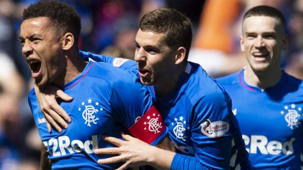 Rangers 2 0 Celtic Steven Gerrard S Side Secure Second Home Win Over Champions Bbc Sport