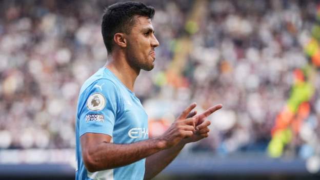 Man City 5-0 Newcastle: Man City three clear of Liverpool in title race