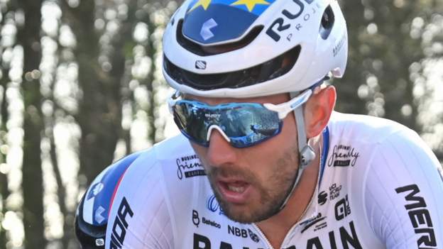 Sonny Colbrelli collapses after Volta a Catalunya stage one