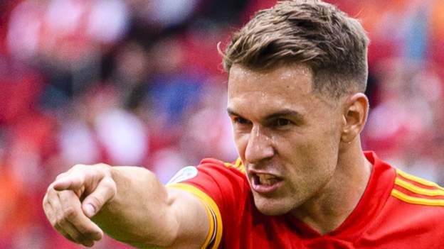 Aaron Ramsey: Rangers medical for Juventus midfielder with a view to loan