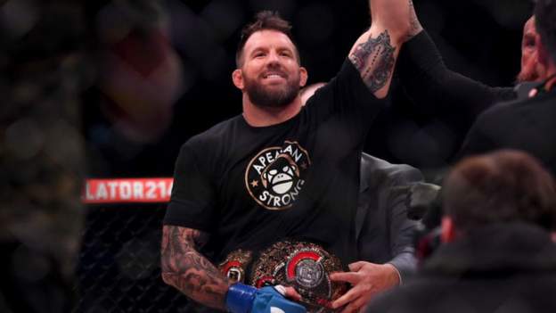 Bellator Paris: Ryan Bader earns unanimous decision win over Cheick Kongo to retain heavyweight title