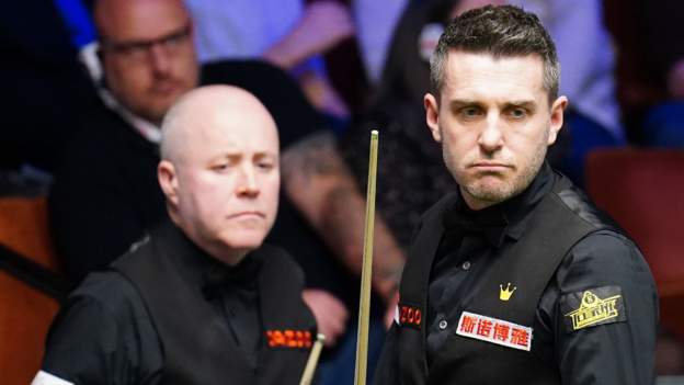 World Snooker Championship 2023 results: Mark Selby fights back against  John Higgins - BBC Sport