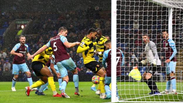Burnley 0-0 Watford: Roy Hodgson secures first Watford clean sheet on frustrating night
