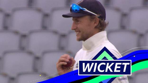 England v Pakistan: James Anderson dismisses Babar Azam