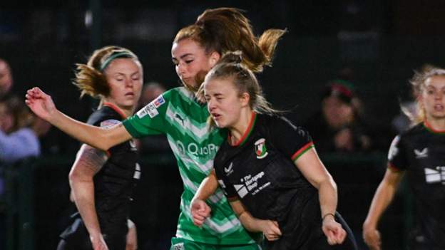 Glentoran close in on title with Cliftonville draw