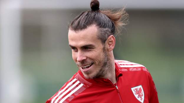 Gareth Bale: From Spurs jinx to 'world-class' performer - BBC Sport