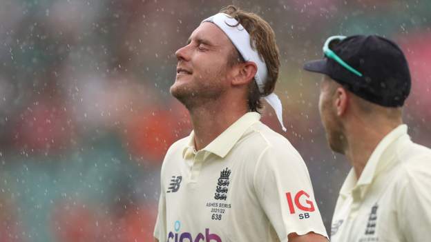 The Ashes: England battle hard on rain-affected opening day of Sydney Test