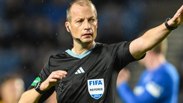 Clement happy Collum will referee Rangers cup tie