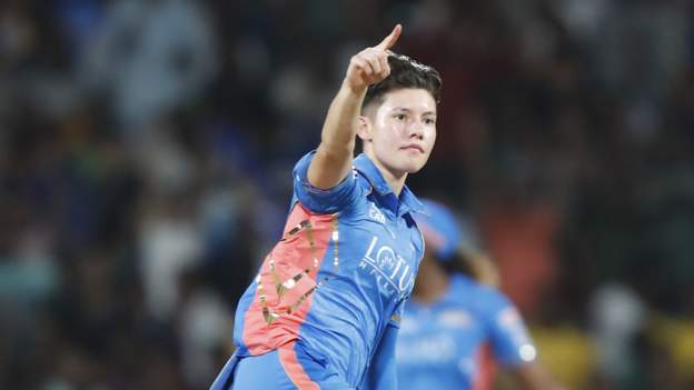 Wong's hat-trick leads Mumbai into WPL final