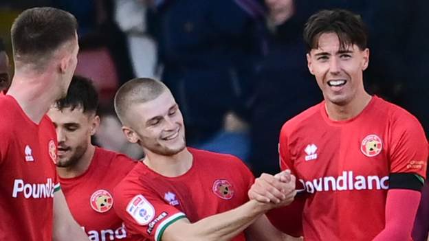 Isaac Hutchinson: Walsall hat-trick 'best day of life' for midfielder ...
