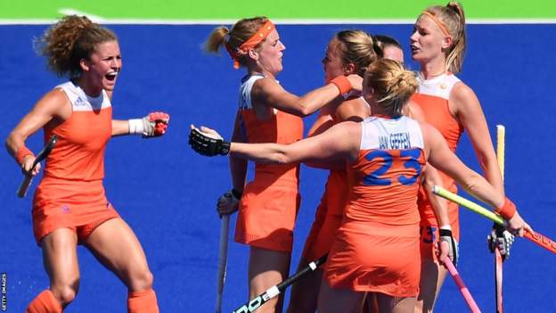 Rio Olympics 2016 Netherlands Women Beat Germany On Penalties In Hockey Semi Final Bbc Sport