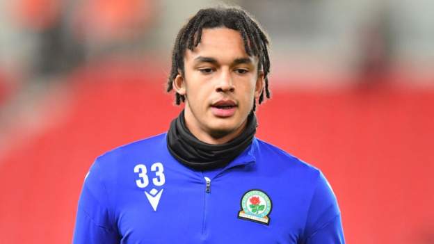 Tottenham sign Blackburn defender Phillips