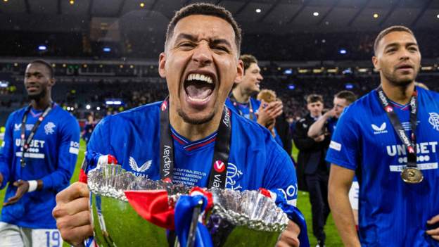Rangers win Viaplay Cup: James Tavernier drags side to win against Aberdeen
