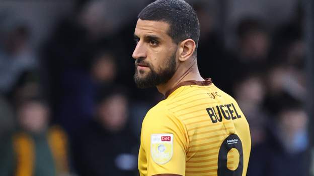 Omar Bugiel And Will Randall Among 10 Released By Sutton United - BBC Sport