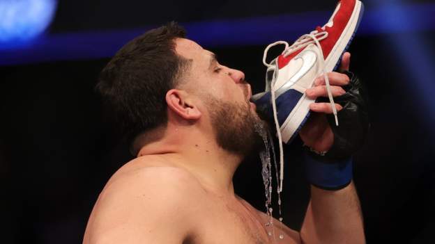 'I'm known as the 'Shoey Guy' before a fighter'