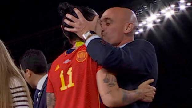 <div>Luis Rubiales' apology for kissing Jenni Hermoso 'not enough' says Spain's prime minister</div>