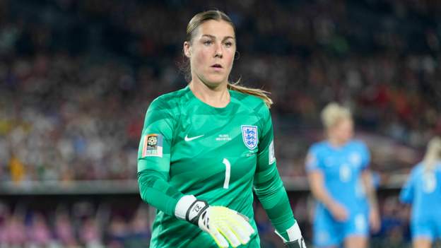 <div>Mary Earps: Nike will sell 'limited quantities' of England World Cup goalkeeper shirts</div>