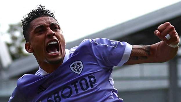 Raphinha: Chelsea join race to sign Leeds and Brazil winger - BBC Sport