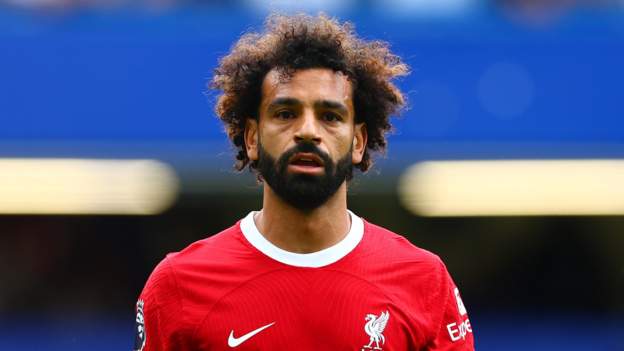 <div>Mohamed Salah: Jurgen Klopp says Liverpool forward is '100% committed' despite interest from Saudi Arabia</div>