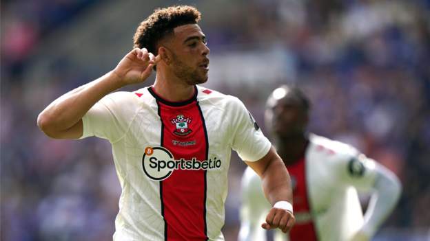 Leicester City 1-2 Southampton: Che Adams double gives Saints first win