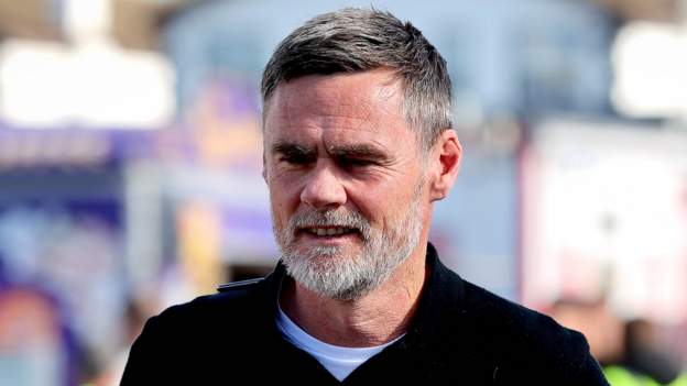MK Dons appoint Alexander as new head coach