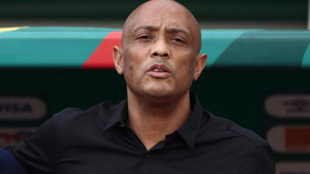 Amir Abdou: Ex-Comoros boss named new Mauritania coach