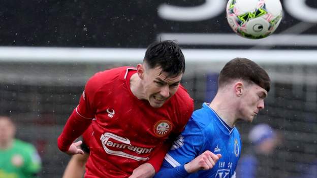 Portadown relegated after defeat by Dungannon
