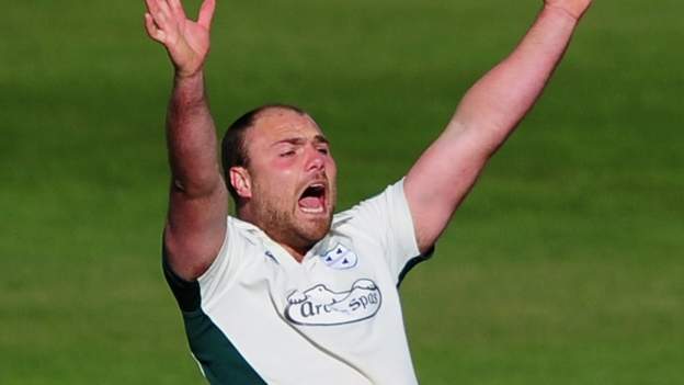 County Championship: Joe Leach inspires Worcestershire in Glamorgan ...