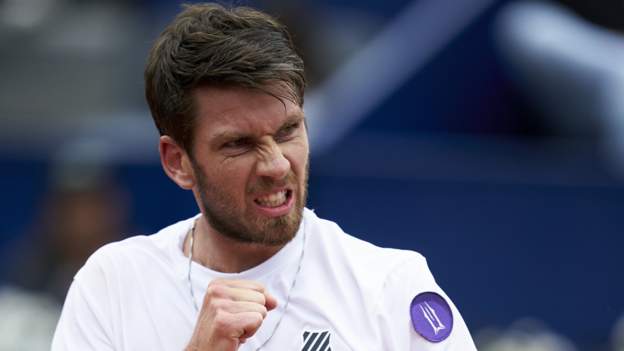 <div>Barcelona Open: Britain's Cameron Norrie fights back to win but Dan Evans loses in second round</div>