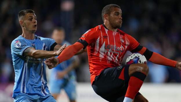 Luton's Morris looks to erase bad Wembley memory