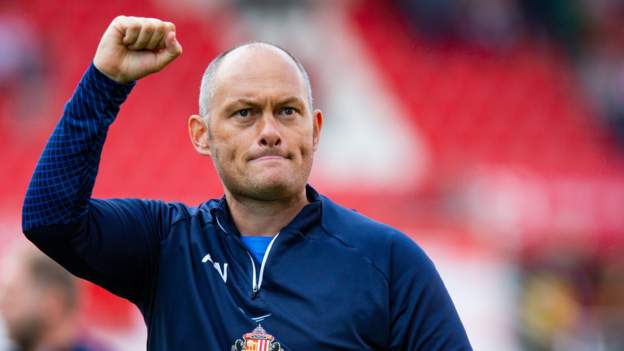 Alex Neil: Sunderland boss in talks with Stoke City over manager vacancy