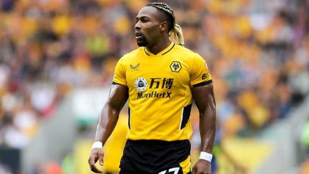 Wolverhampton Wanderers v Manchester United
