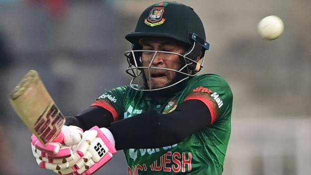 Bangladesh v Irlanda: los anfitriones reclaman una convincente victoria de 183 puntos en el primero de tres ODI