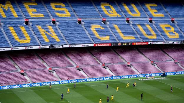 Catalan referendum: How FC Barcelona found themselves at centre of issue -  BBC Sport