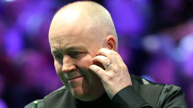 Higgins loses as Wilson to play Saengkham in final