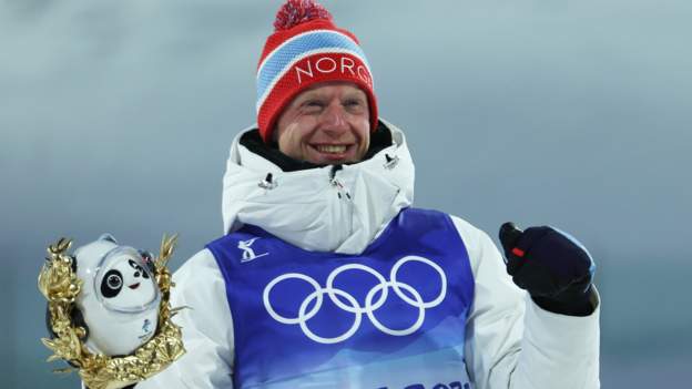 Zimné olympijské hry: Nórsko získalo 15. zlato, zatiaľ čo Johannes Thingnes Boe vyhral biatlon