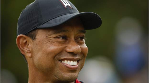 Tiger Woods remporte un prix de 8 millions de dollars alors qu’il joue à peine – pour avoir suscité l’intérêt des médias