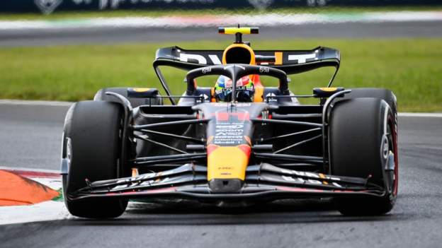 Italian Grand Prix: Carlos Sainz fastest in second practice as Sergio Perez crashes