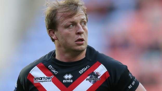 Wakefield Trinity agree Eddie Battye signing as London Broncos bid a terse  farewell