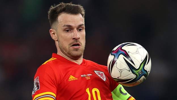 Aaron Ramsey: Wales international signs for Nice on free transfer